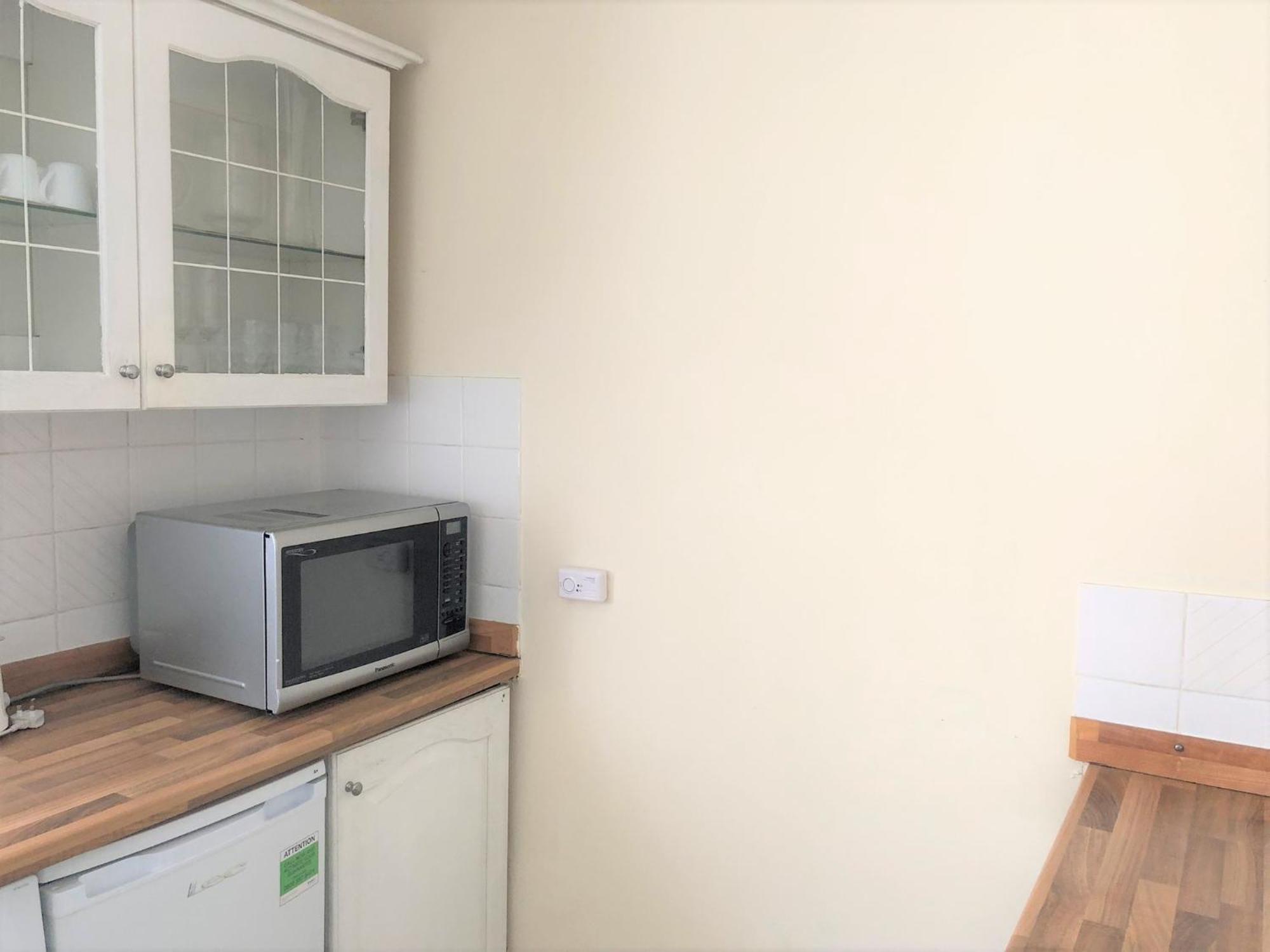 Spacious West London 2 Bedroom Apartment 외부 사진