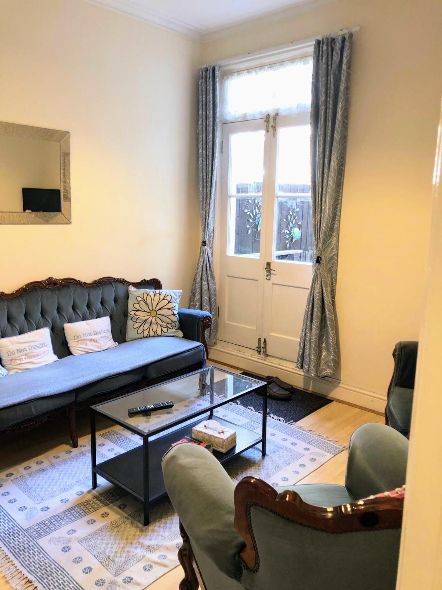 Spacious West London 2 Bedroom Apartment 외부 사진